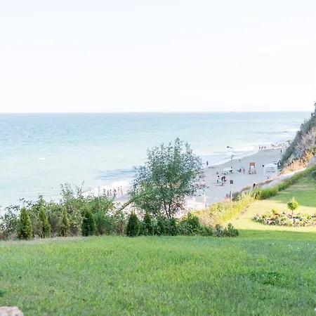 With Terrace In Byala Vista Cliffs 비알라